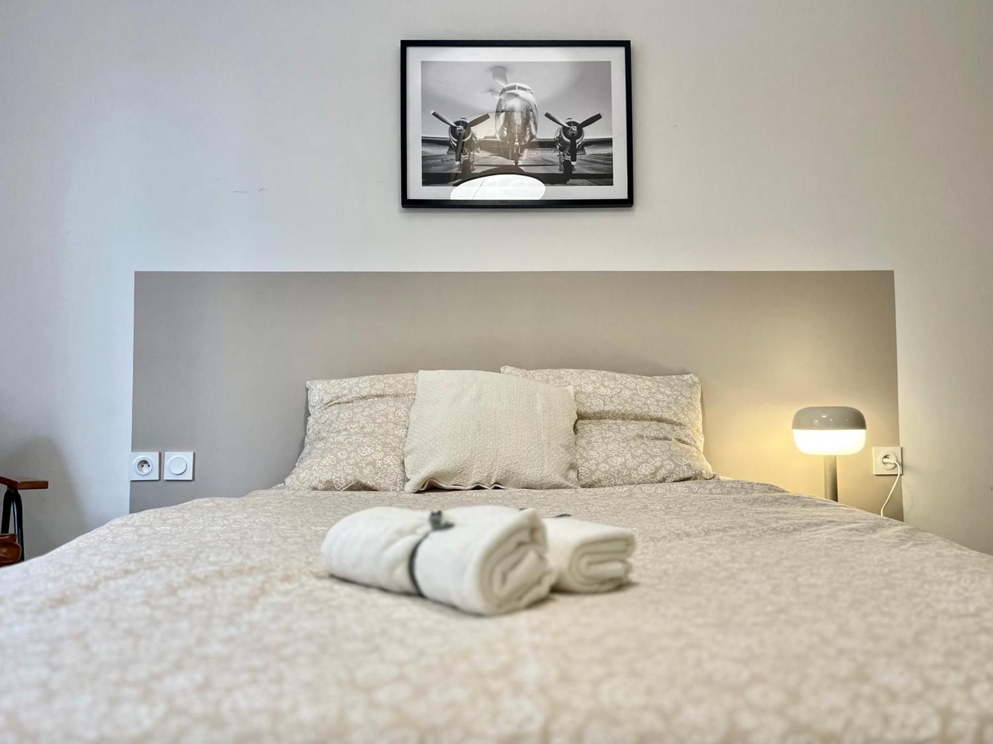 Suite Danbury Lyon Buitenkant foto