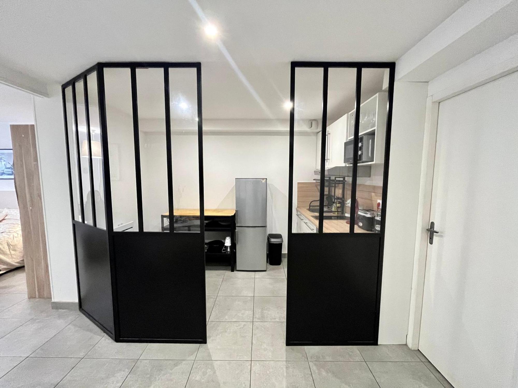 Suite Danbury Lyon Buitenkant foto